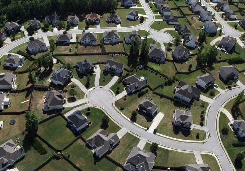 Is it safe to live in roswell ga?
